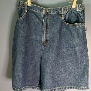 BLASSPORT-Bill Blass Missy 14 jean shorts, elastic waist, mom cut zipper button